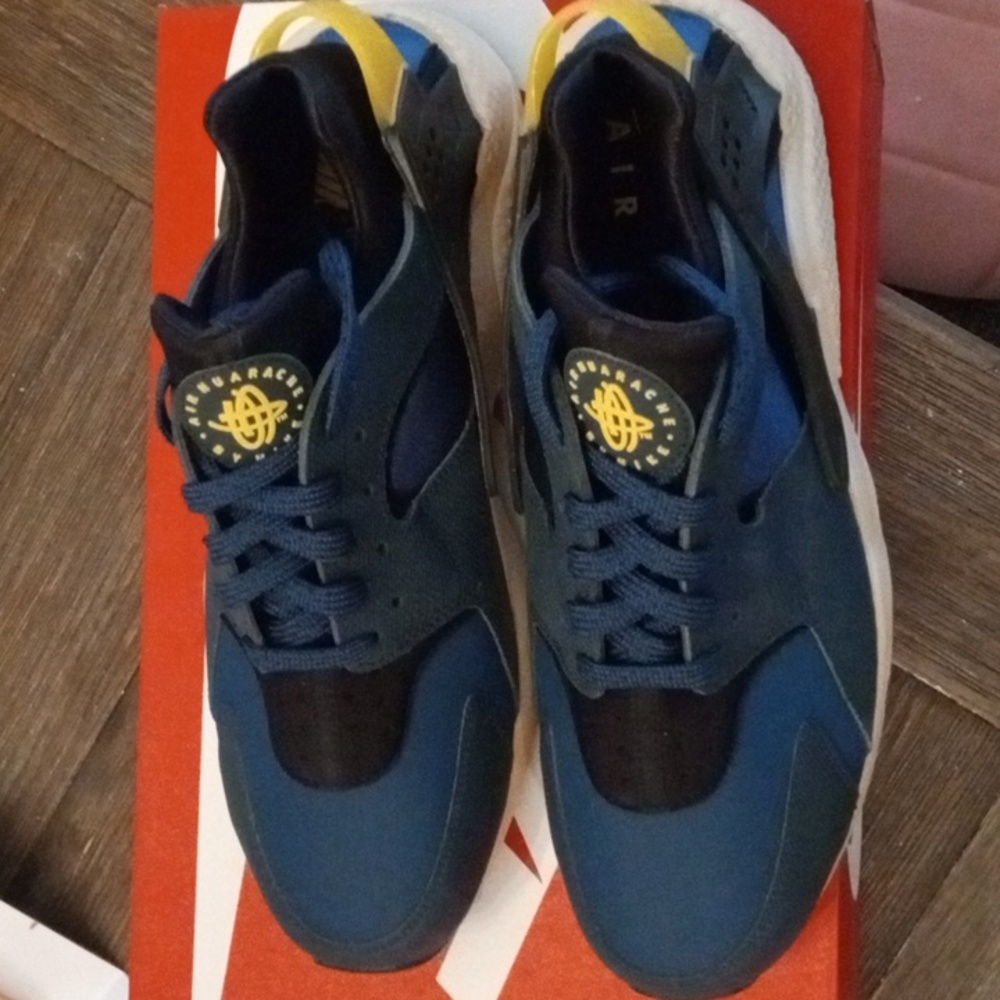 Nike Air Huarache PRM